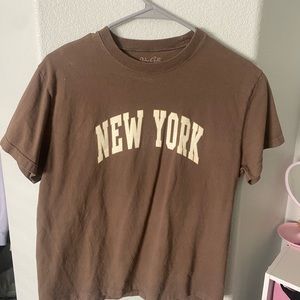 Brandy Melville New York tshirt